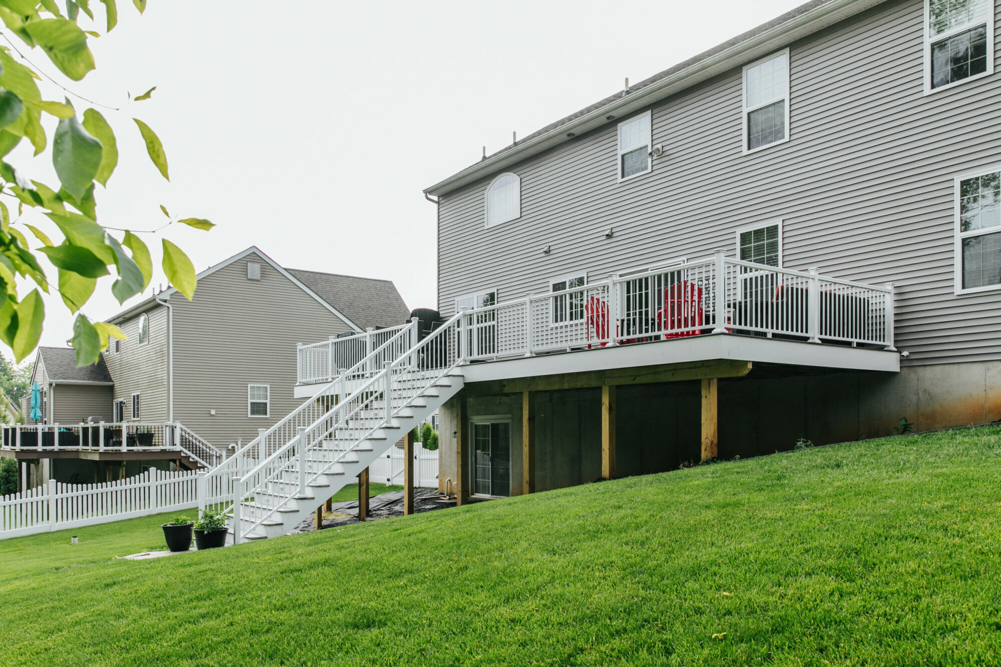 TimberTech deck with white aluminum railing