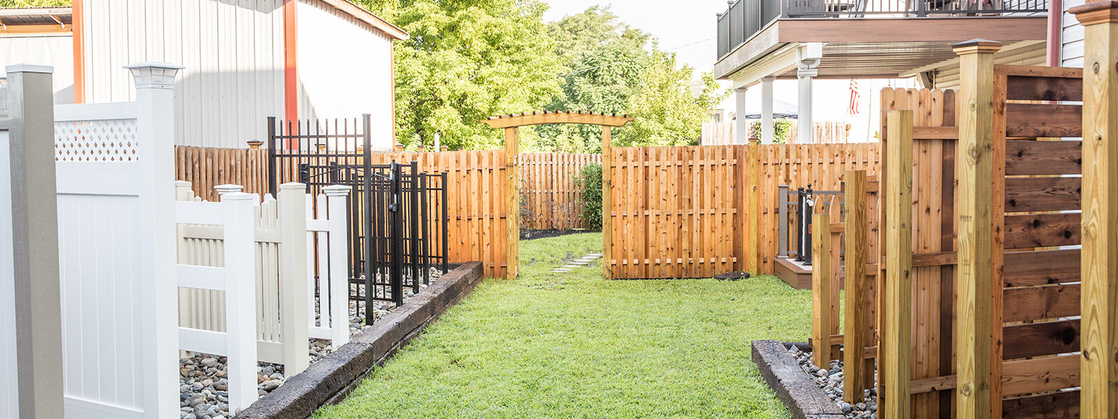 integrous showroom fences