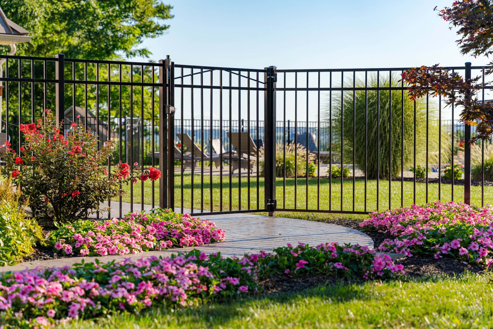 black aluminum pool fence and gate