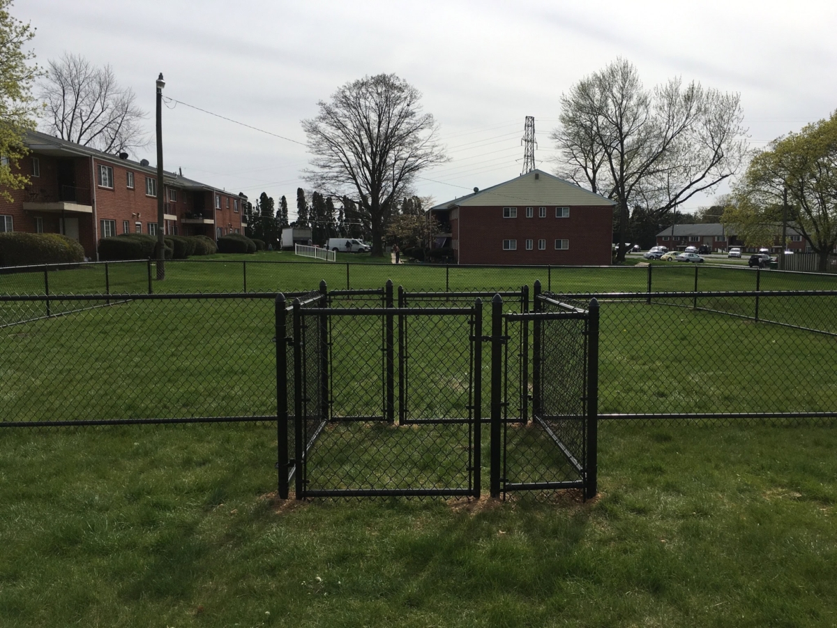 4' tall chain link fence