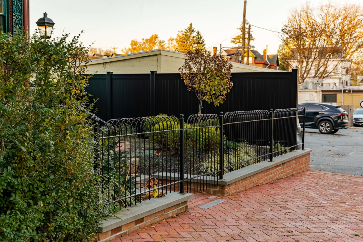 black metal 4' tall fence