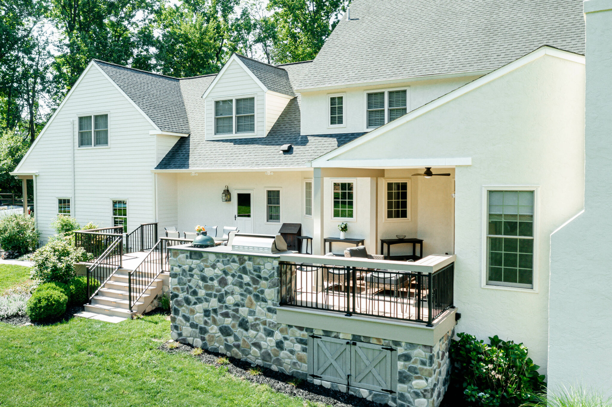 TimberTech Azek Decking with Outdoor Kitchen - Integrous Fences and Decks