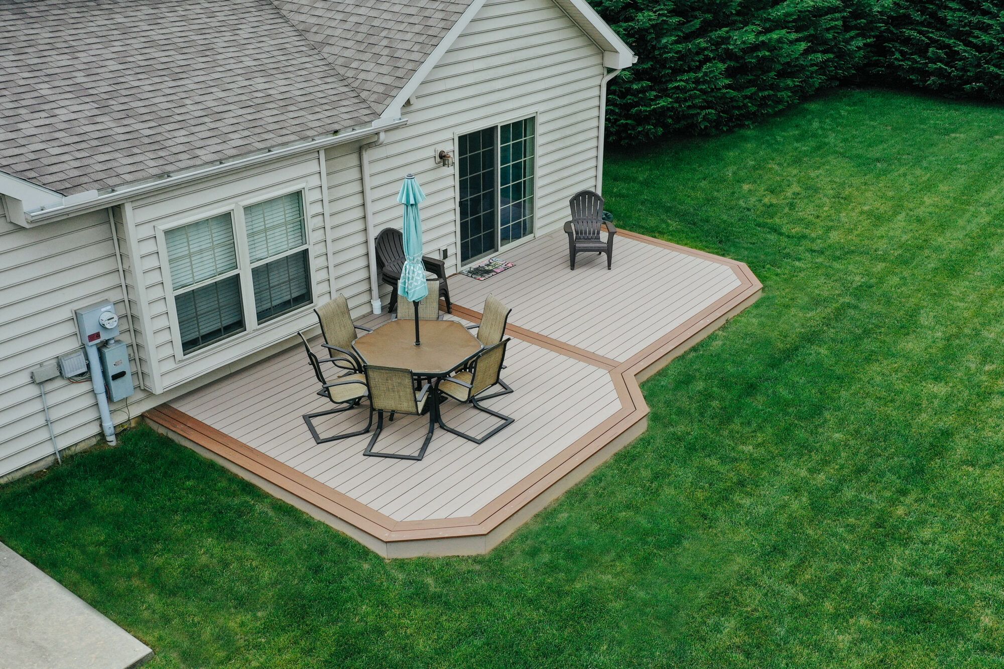Ground Level Deck Outdoor Living Space