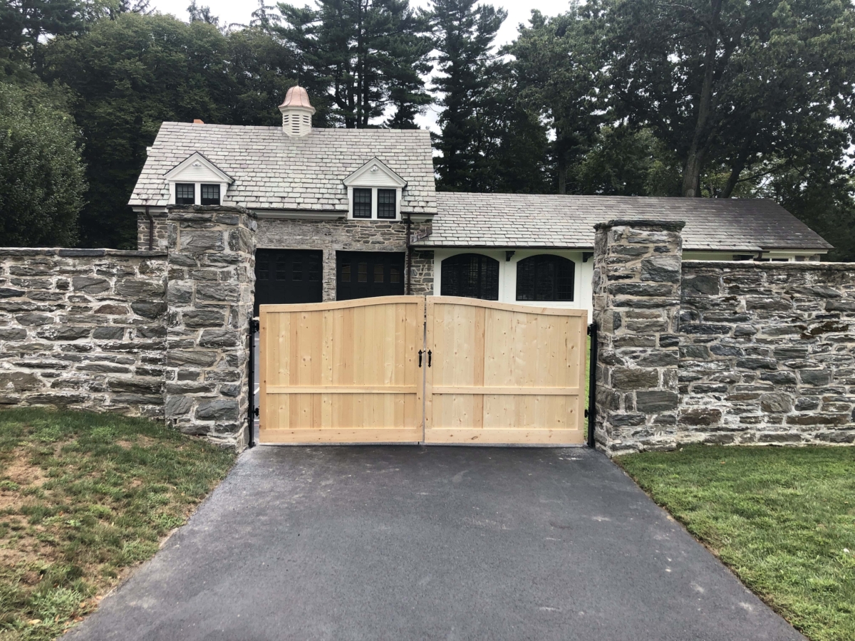 wood double driveway gate
