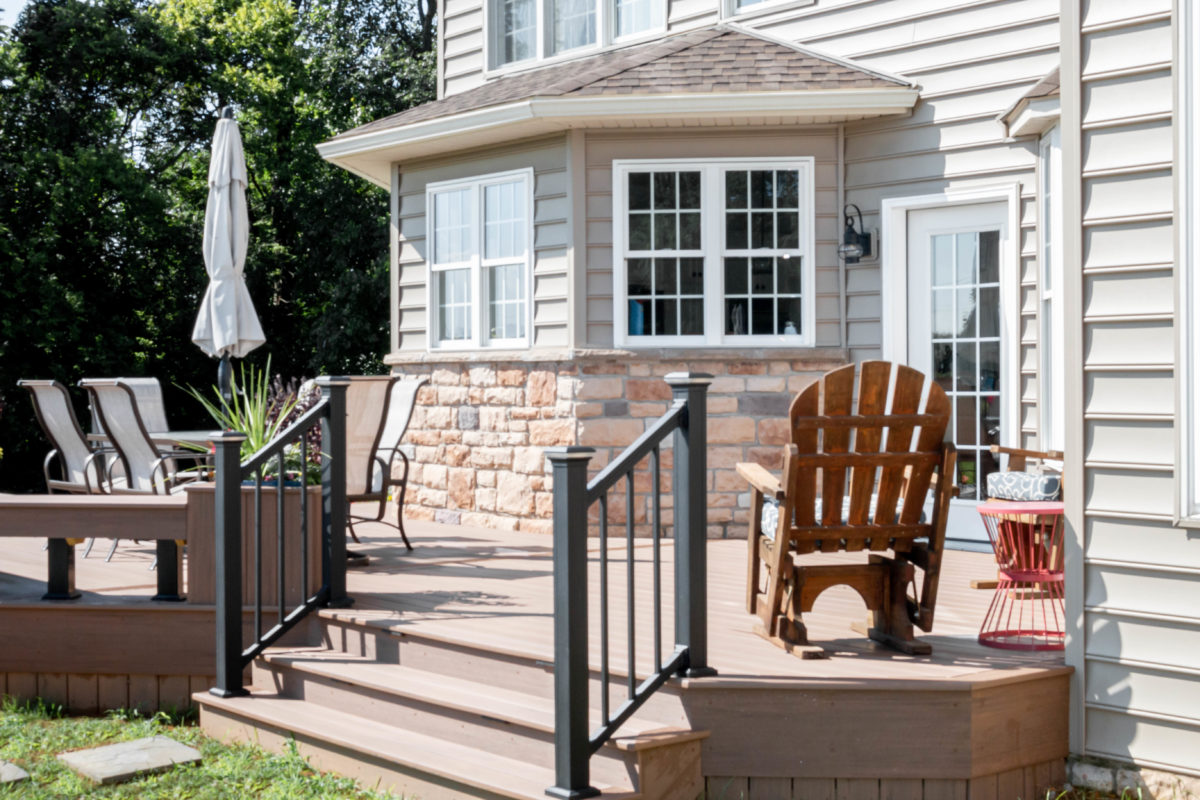 Deck with built in bench
