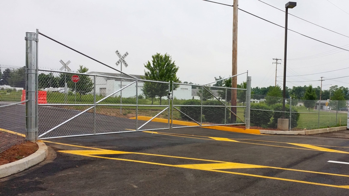 industrial chain link fence gate