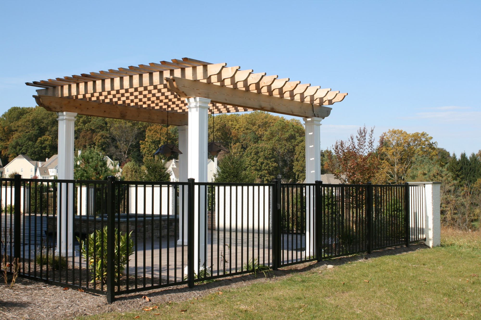 Pet Fences - Integrous Fences and Decks