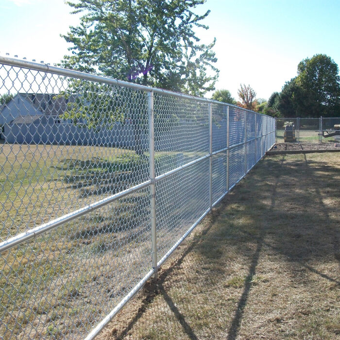 Chain link fence with 3 rails