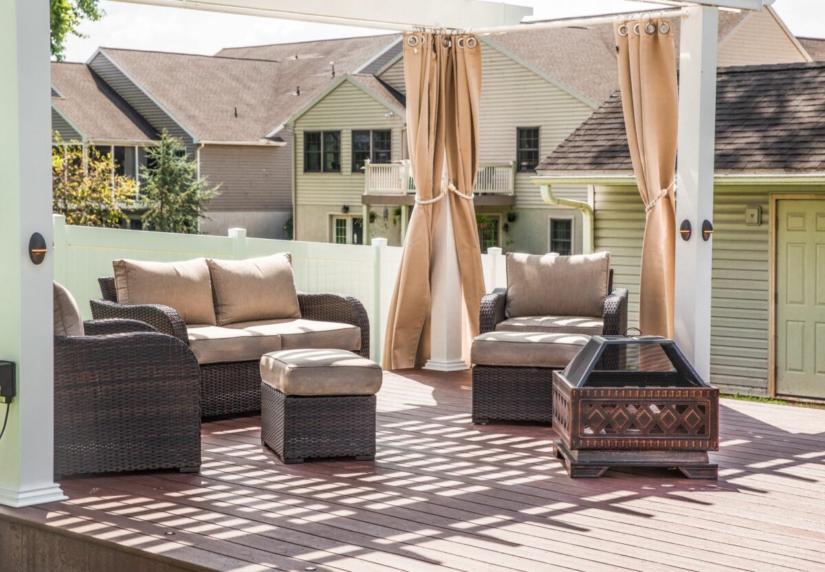 deck with patio furniture