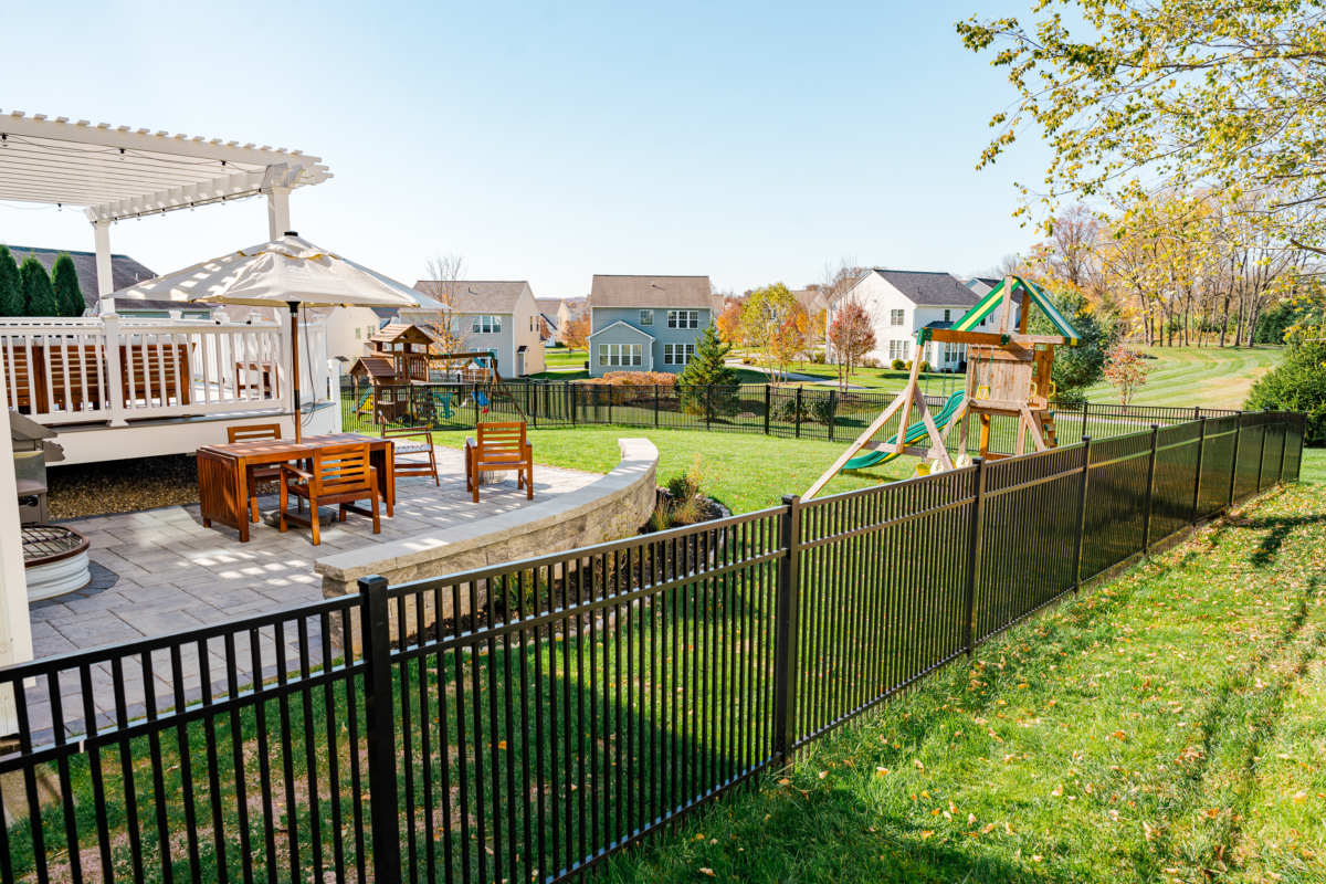 4' tall backyard fence