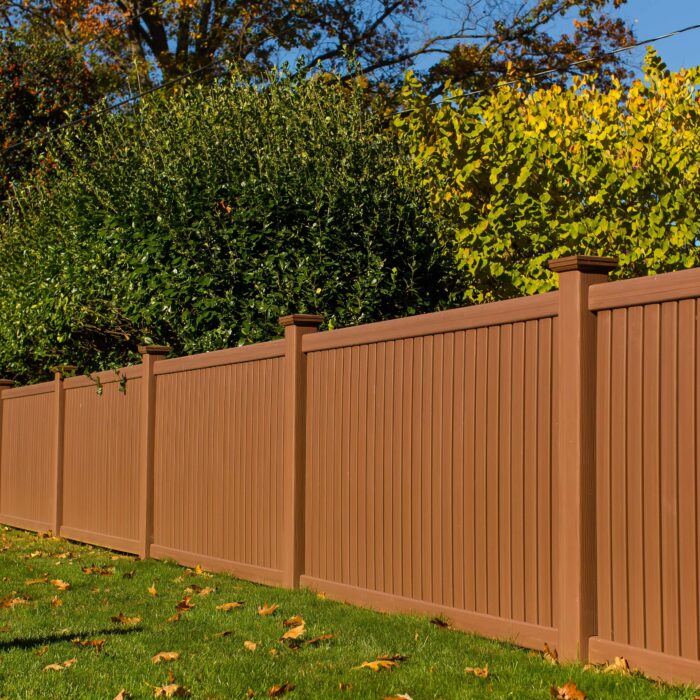 6' vinyl vertical picket fence