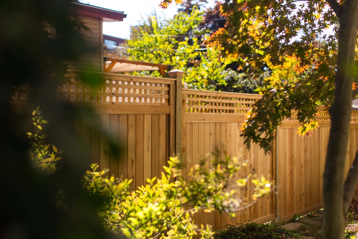 red cedar semi-privacy fence