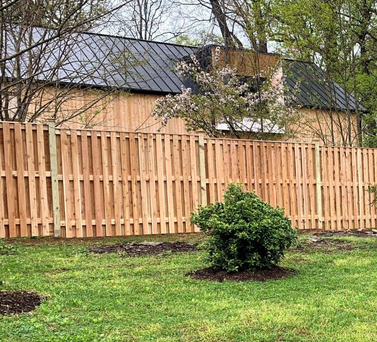 wood shadowbox privacy fence